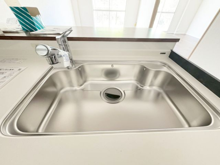 Lb` LXƂVN̗lqłB􂢕VŃA̐􂢕yĂ܂B