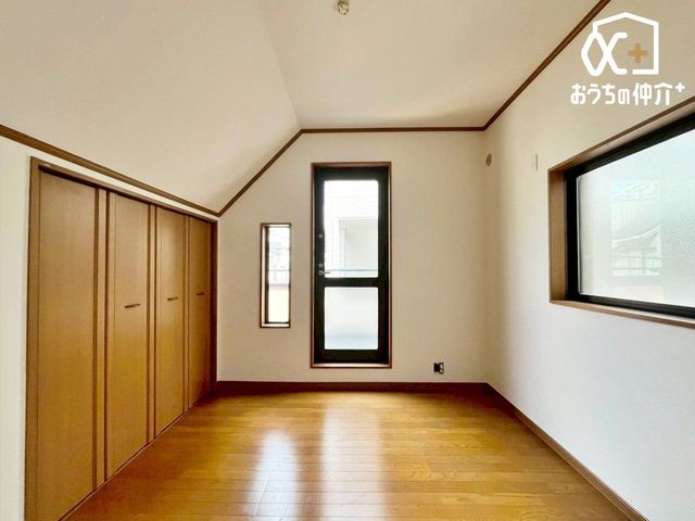 ̑ oRj[ɖʂ邢ḿA2ʍ̌ŒʕǍDBՂ[Ă邽߁Aߗނו܂Ƃ߂ĊǗłAƑ݂ȂɎg₷łB