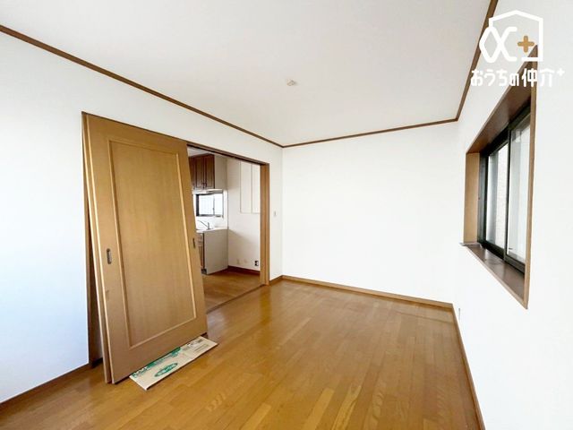 rO 6.7̃rO͗TCY͂̃vCx[gԁB_CjOLb`Ƌ؂Ďg邽߁AV[ĎgƂł܂B