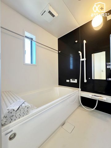  oX[ŃbNXoX^CBoX^uɂĊȂSƑ̂tbVB̔Ă鐴̂oX[B