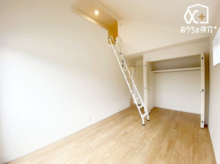 q qƂĂ\ȍL邨łBƑẌ炬̋ԂmۂłAvCx[gȃxbh[͕炷̊őグ̂łB