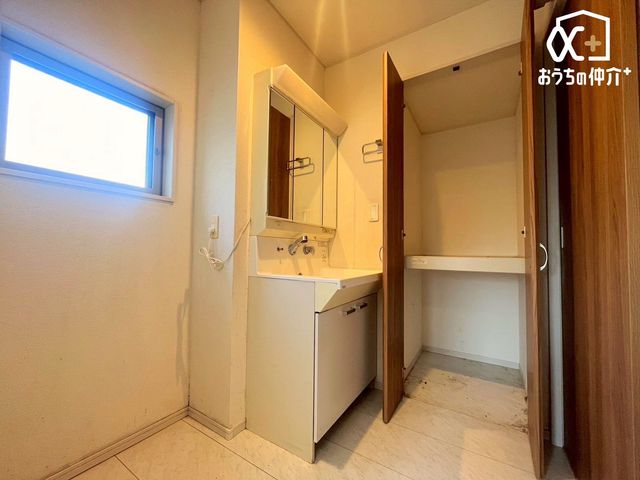 ʑEʏ `Wash room`Oʋ^Cv̐ʉϑłB̗oɂ[ł̂ŃX^CbVȋԂۂĂ܂I