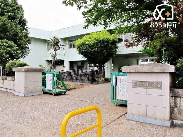 ���ӊ� ����s���k�H�Ï��w�Z �k��12���B�J�����i�ޏ���̐l�C�Ȗk�H�ÃG���A�̏��w�Z�ł������܂��B ���k���������ł��I 950m