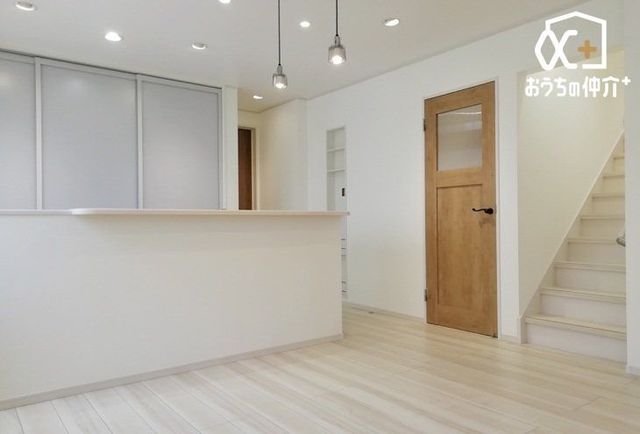 ̑ {摜͓{HЂ̎ɂσC[WłAۂ̎dlƂ͈قȂꍇ܂B͋C̎QlƂĂB