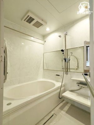  `Bath`P̔􂢗oX[BV[h̐l̂oX^u̐Sn悳𖡂Ă݂ẮBƖAAĂĂ̎Ԃwy݂ɂȂ͂łB