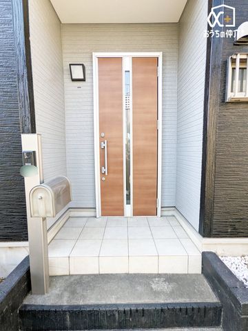 ���� �O���猩�����ւ܂��̗l�q�ł��B���񌻒n�ɑ����^��ł����������������������B