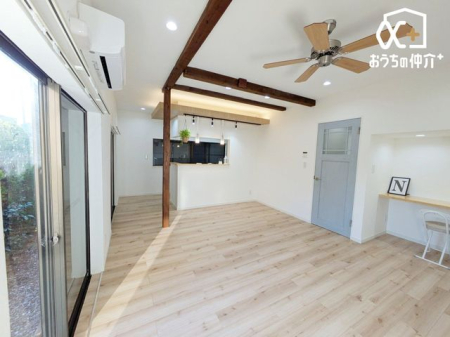 rO e[NXy[X̂Az̗ǂrO