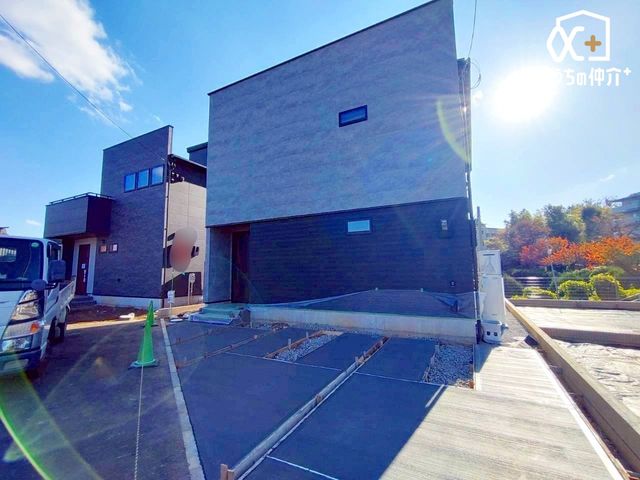 nOώʐ^ `Appearance`ꖡႤˌT̂ȂցB_[NȐF̊Oǂ͂܂Œẑ悤BX^CbVŃ_Ȉۂ^܂