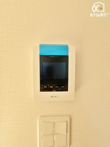 ̑ hƖʂłSTVj^[tC^[złB