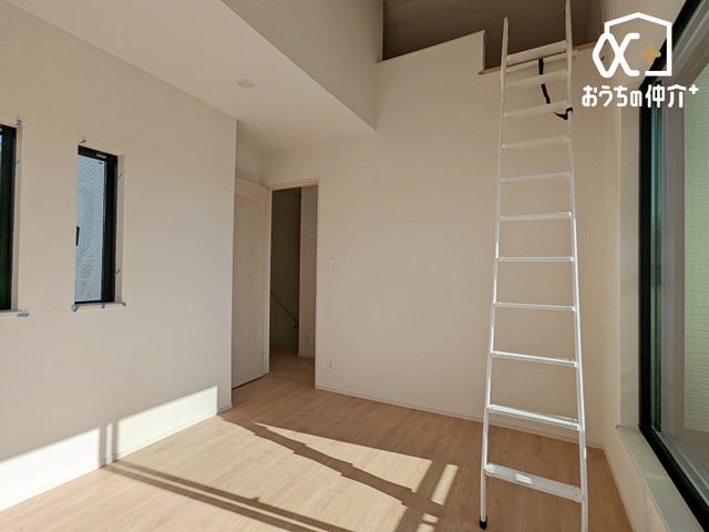 Q QɃIXXȗm̗lqłBN[[bg⃍tgtĂAQEߗނłȂAV[YIt̂̂LxɎ[\ȐQłB