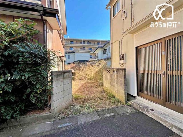 nynʐ^ ՐÂȏZX̒łɗnBԂ̉ȂAÂȕ炵ł܂BZ܂̑O͔ɂȂĂȂ߁AԒʂ肪ȂKȏZłB