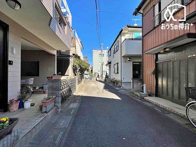 nynʐ^ 痣ꂽAÂŐS炮ZBƂԂ߂ɂ҂̃P[VłB