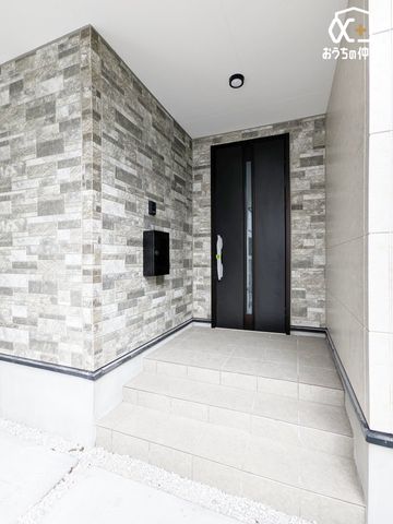 ���� �O���猩�����ւ܂��̗l�q�ł��B���񌻒n�ɑ����^��ł����������������������B