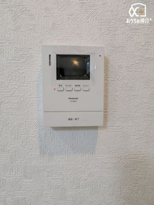 ���̑� �h�Ɩʂł����S��TV���j�^�[�t���C���^�[�z���ł��B