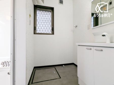 ���ʑ�E���ʏ� �������̂�����ʁ�����X�y�[�X�ł��B