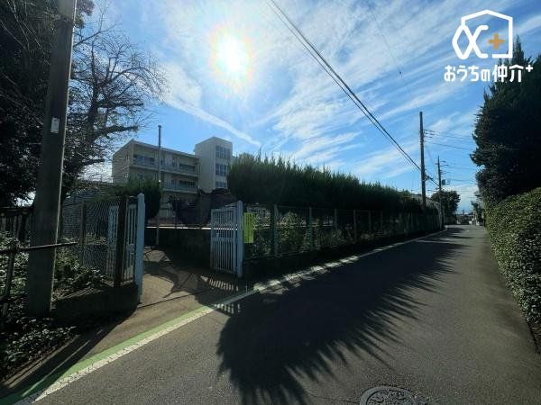 ���ӊ� ����s���я��w�Z �k��9���B�����r�ܐ��u���R���u�w�v���Ŋ��̏��w�Z�ł������܂��B���ߏ��̕]�����ǂ��ł��I 660m