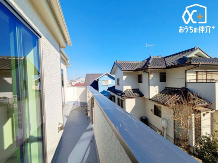 �o���R�j�[ -