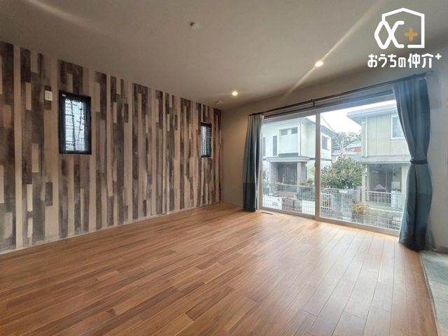 rO 炨ʐ^́Aۂ̂yAIHzɂsƋt{̂ɂȂ܂BC[W摜̂߁Aۂ̂Ƃ͈قȂ镔܂B