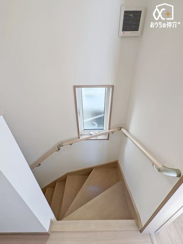 ̑ 薾邭A肷tňSȊKiłB