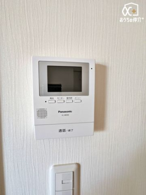 ̑ hƖʂłSTVj^[tC^[złB