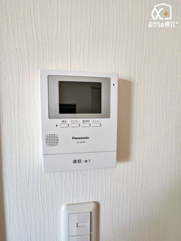 ̑ hƖʂłSTVj^[tC^[złB