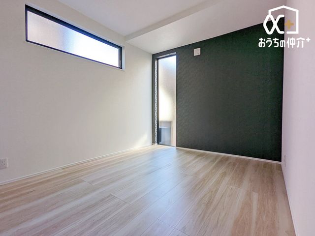 Q QɃIXXȗm̗lqłBI[vN[[bgtĂAQEߗޓLxɎ[\ȐQłB