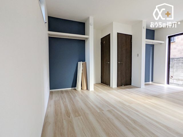 q qɃIXX5.25̔[˂̗lqB