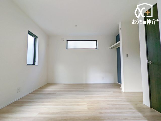 q eʂ̃N[[bgtĂ邽߁Aql̕׋EߗށEQ֗Ɏ[\łB