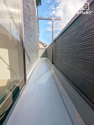 oRj[ z̗ǂoRj[̗lqłB