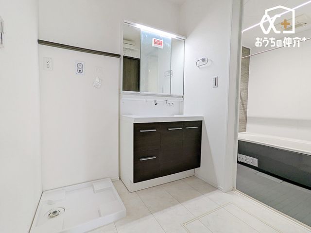 ʑEʏ ̂ʁ󁕒E߃Xy[XłBƂ̂ԂłĈւ炭炭łB