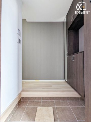  C悭ƑAo}ł錺ւłB