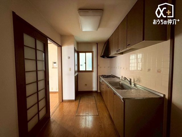 Lb` `Kitchen`Ԃ̗ǂLb`@JɂgŐ[ꂢȏԂłBtH[ȂĂ\Ɏgpł܂B