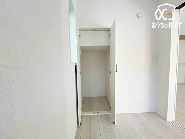 ���[ ���r���O���̗m���̎��[�X�y�[�X