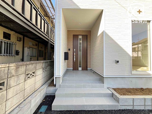 ���� �O���猩�����ւ̗l�q�B