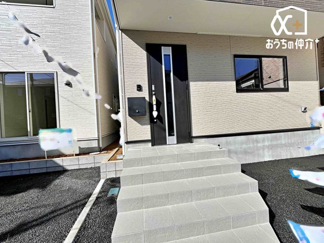 ���� �O���猩�����ւ̗l�q�B���������Ə�i���������������ԁB�����̏o���肪�C�����悭�s���܂��B