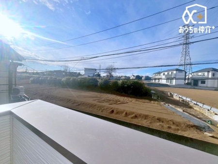 ���̑� �o���R�j�[���猩�n�����i�F�ɂȂ�܂��B���V�C�̗ǂ����́A�󂪂悭�����A�C�����̂�����ԂɂȂ肻���ł��ˁI�z�����Ȃǂ��A���񌻒n�ɂĂ��m���߂��������I���₢���킹���҂����Ă���܂���(^^)/