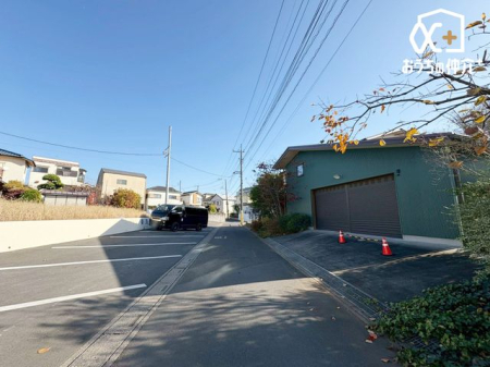 ̑ Ԓʂ̏ȂBԂ̏oĂłAƂłBnɂĐm߂B