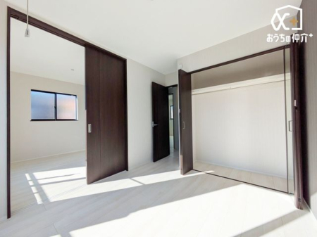 ̑ 傫ȃN[bĝmłB̗m[ł܂B