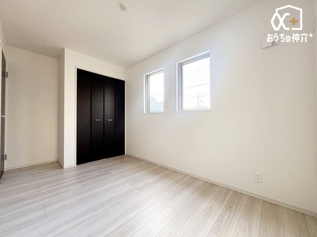 �q������ -