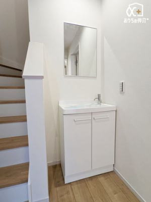 ̑ ւɂ͋AシɎ􂢂ł֗ȃZJhʕtłB