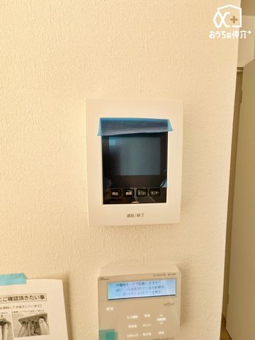 ̑ hƖʂłSTVj^[tC^[złB