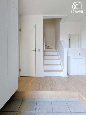  C悭ƑAo}ł錺ւłB