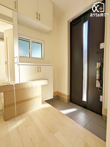  pt̃V[Y{bNXŁAC⏬[ȂAoȎSg`FbNX[YɁBւXbLA̐gxxKɂȂ܂B