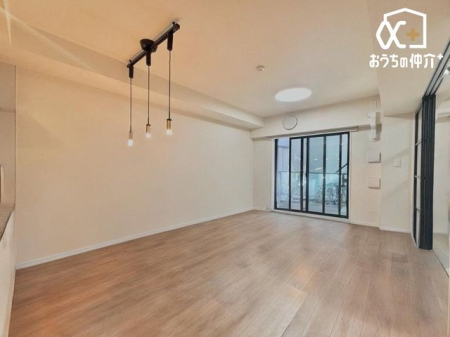 rO ؘRދC̗ǂrO_CjO{摜͉ƋsĂ܂