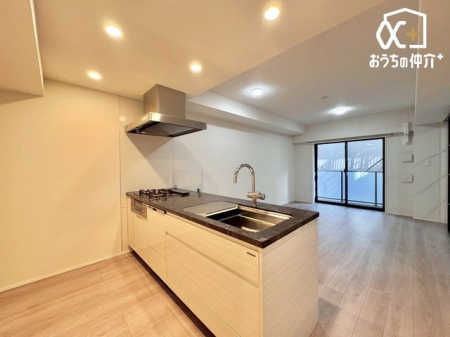 �L�b�`�� �[���ݔ��̃V�X�e���L�b�`��