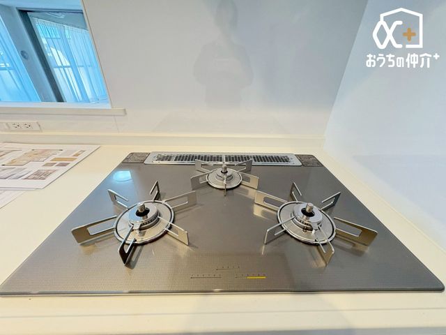 Lb` OR̗lqłBu߂Eύޓ̍ƂɏoRłB