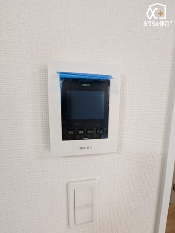 ̑ hƖʂłSTVj^[tC^[złB