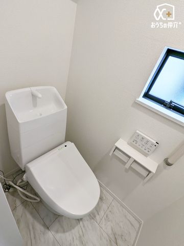 gC PK֍tgC̗lqB󂯂鎖ŊC₷A邢gCłI