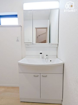 ʑEʏ Oʋ^Cv̐ʉϑłBOʋ^Cv̐ʉϑ͎g肪ǂAׂ[ł܂B[XbLЕtʏłB