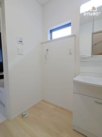 ʑEʏ ʕǍDȃh[Xy[XłB